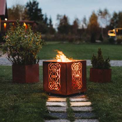 GrillSymbol Corten Steel Fire Pit Laterna(size 48x48x48 cm)